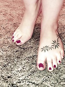 Turquoise Shavl for windly weather