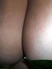 Blondie old granny is masturbating