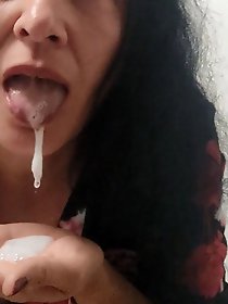 Huge Load Cumshot In Mouth