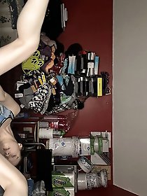 Experienced hellcats are exposing their hot body on cam