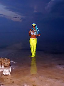 Eltons evening at the seaside pier