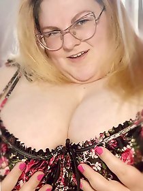 SSBBW Slut Neoqlassical on Snap